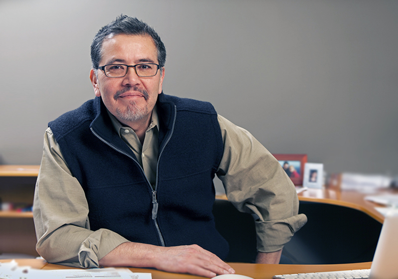 Dr. Fernado Bazan
